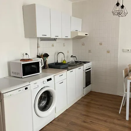 Utulny Blizko Centra Apartman Nagymihály
