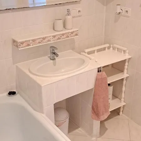 Utulny Blizko Centra 아파트 *