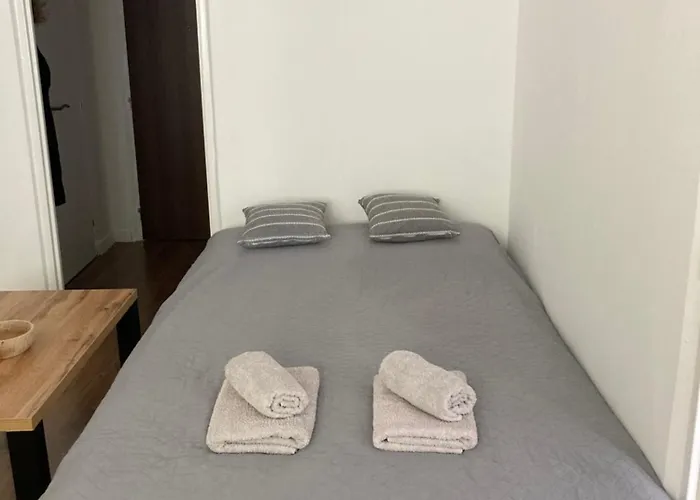 Utulny Blizko Centra Apartmán *